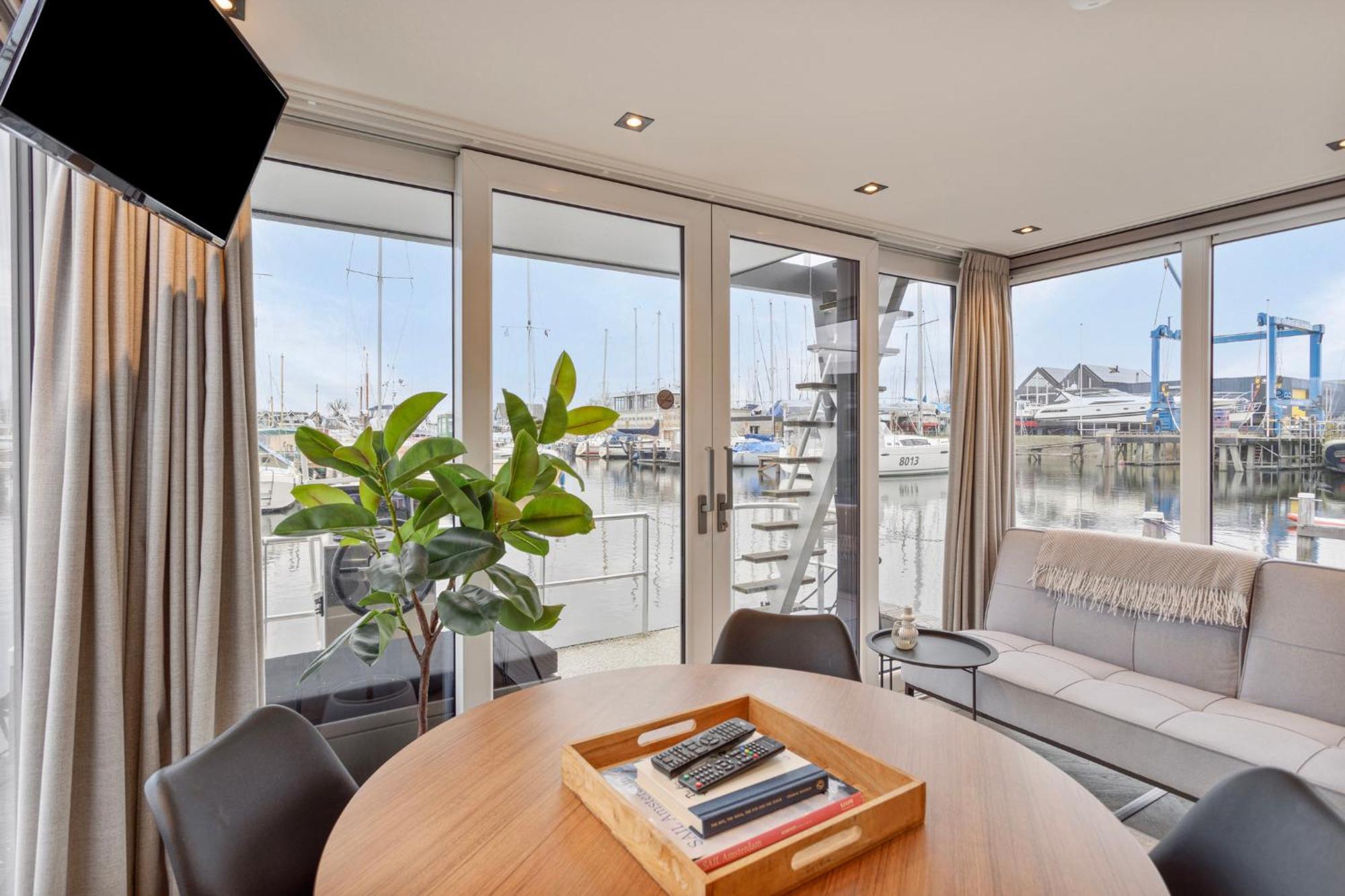Luxurious Waterloft Near Beach And Centre By Weltevreden Experience Zeewolde Buitenkant foto