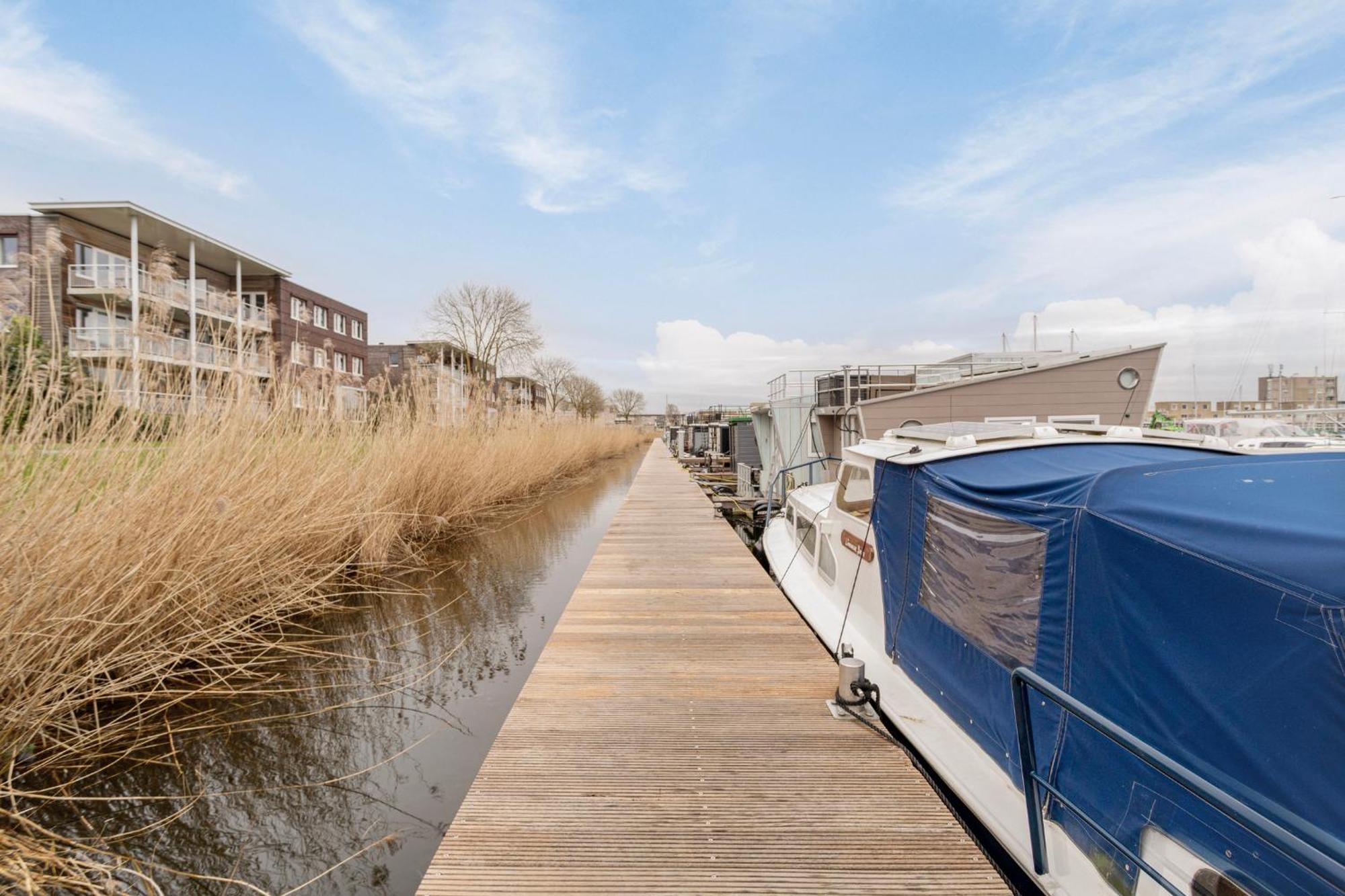 Luxurious Waterloft Near Beach And Centre By Weltevreden Experience Zeewolde Buitenkant foto
