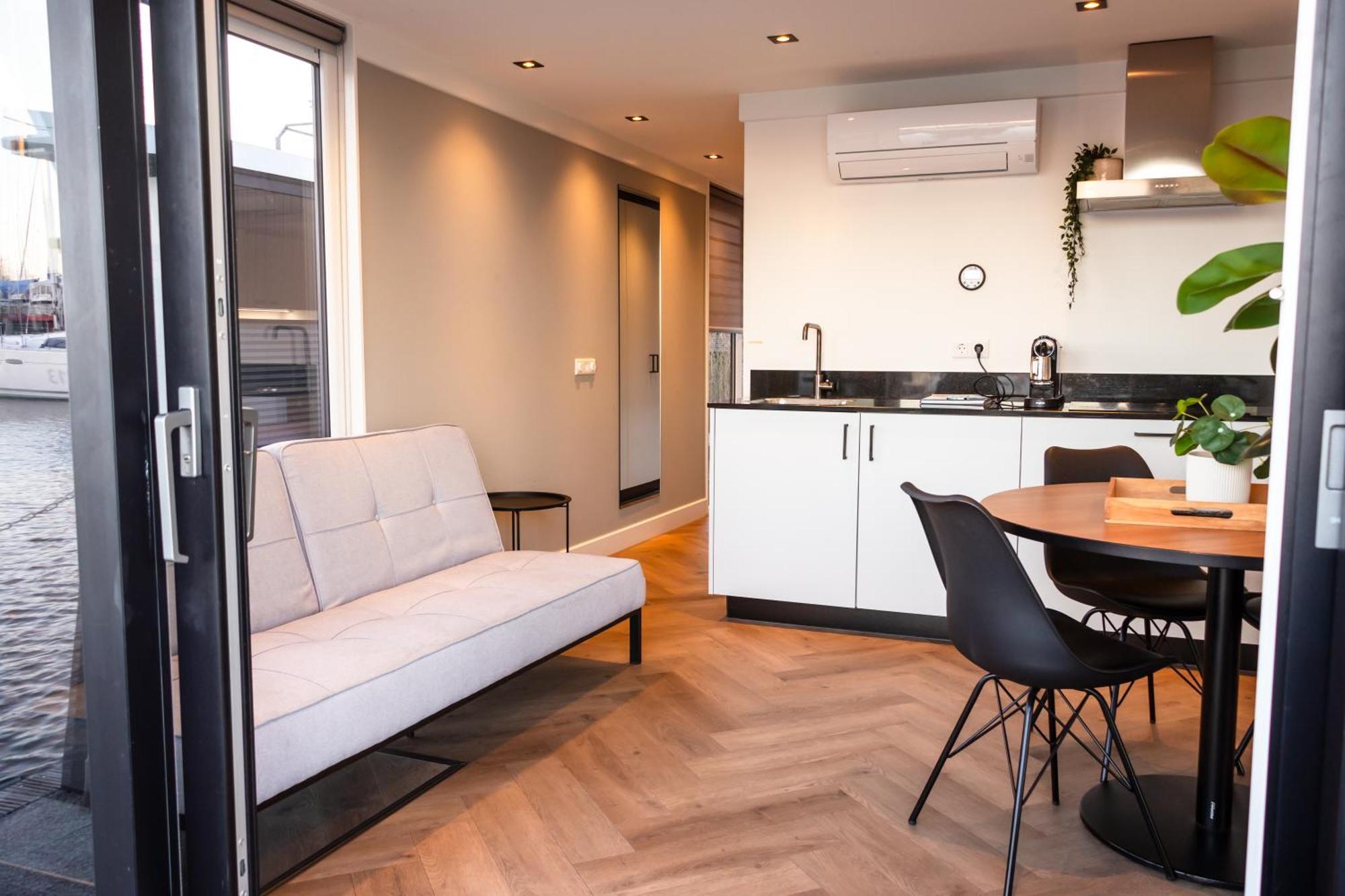 Luxurious Waterloft Near Beach And Centre By Weltevreden Experience Zeewolde Buitenkant foto