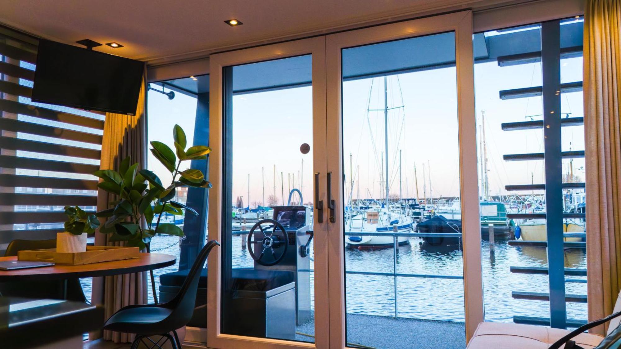 Luxurious Waterloft Near Beach And Centre By Weltevreden Experience Zeewolde Buitenkant foto